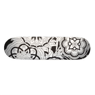 black&white  pattern with mandalas skateboard