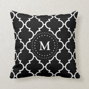 Black White Quatrefoil Pattern Monogramed Pillow Kussen