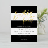 Black White Stripe Anniversaire Foil Invitation (Debout devant)
