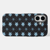 Black with Blue Paisley Flowers iPhone 16 Case (Achterkant (horizontaal))