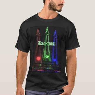 Blackpool Tower: prachtig nachtlicht, rood, groen T-shirt