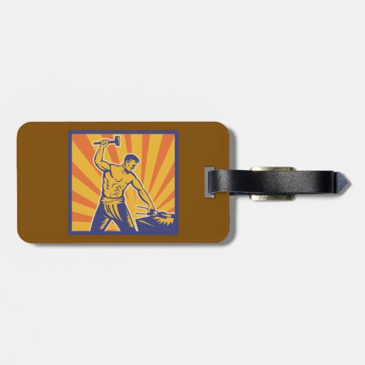 Blacksmith Hammering Retro Strongman Labor Bagagelabel (Achterkant horizontaal)