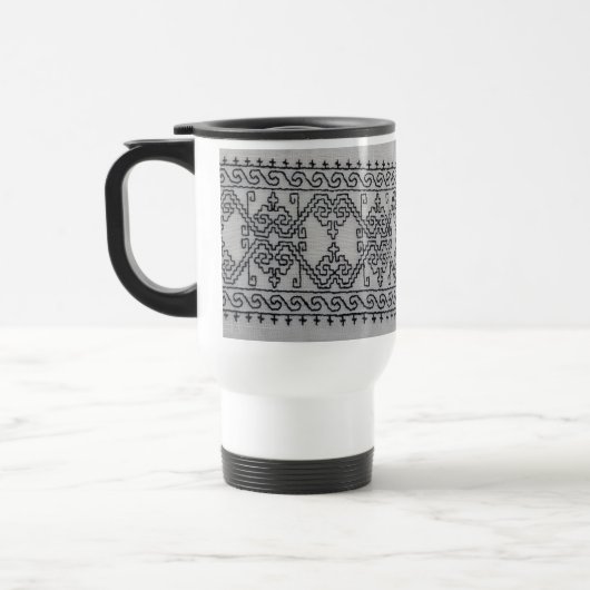 Blackwork embroidery travel mug (Gauche)