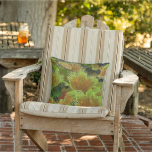 "BLADEREN"/ LIME GREEN EN PEACHY-BROWN BUITENKUSSEN
