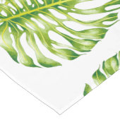 Bladvormige sculpturen op een tafelloper (Hoek)