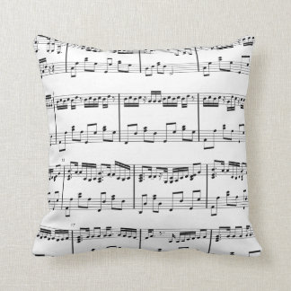 Blanc de coussin de musique de feuille