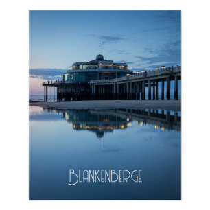 Blankenberge Pier Reflecties tijdens Blauwe Uur Perfect Poster