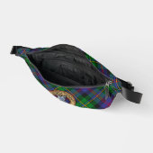 Blason du clan Malcolm sur tartan (Ouvrir)