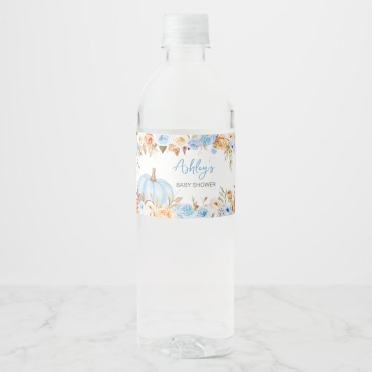 Blauw Bloemen Herfst pompoen Baby shower Waterfles Etiket (Voorkant)