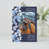 Blauw Bloemen Memorial begrafenis gebed foto kaart (Staand voorkant)