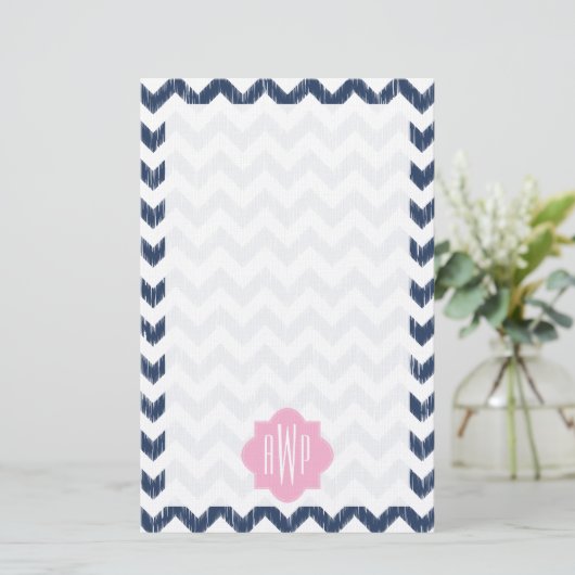 Blauw Chevron Ikat Monogrammed Papier (Staand voorkant)
