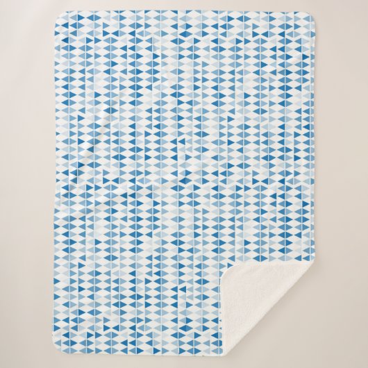 blauw driehoekspatroon sherpa deken (Voorkant)