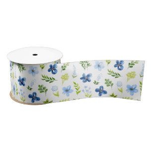 Blauw en babyblauwe bloemen met bladpatroon lint