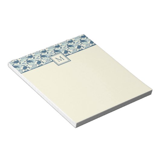 Blauw en crème Zee Turtle Monogram Notitieblok (Schuin)