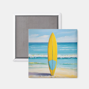 Blauw en geel surfboard op het strand magneet