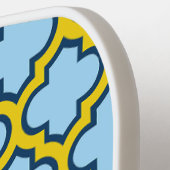 Blauw en geel trellis, rooster, quatrefoil pickleball paddle (Links Detail)