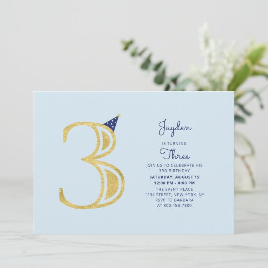 Blauw en goud | Cute Modern Boy 3rd Birthday Party Kaart (Staand voorkant)