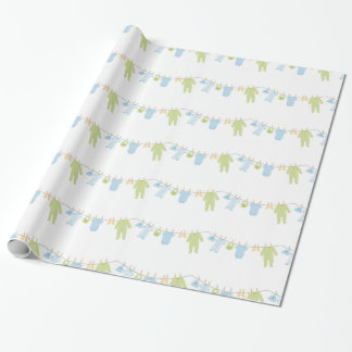 Blauw- en groenkleding voor het oppakken van papie cadeaupapier