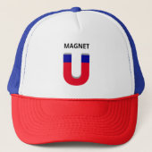 Blauw en rood magneet trucker pet (Voorkant)