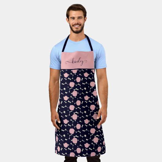 Blauw en roze groot stippatroon schort (Gedragen)