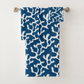 Blauw en wit Abstract koraal, herstellend patroon Bad Handdoek (Insitu)