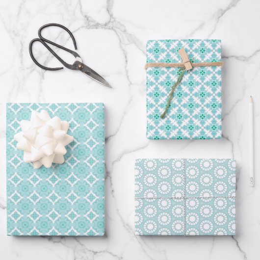 Blauw en Wit Geometrische Elementen Mozaïek Inpakpapier Vel (Voorkant)