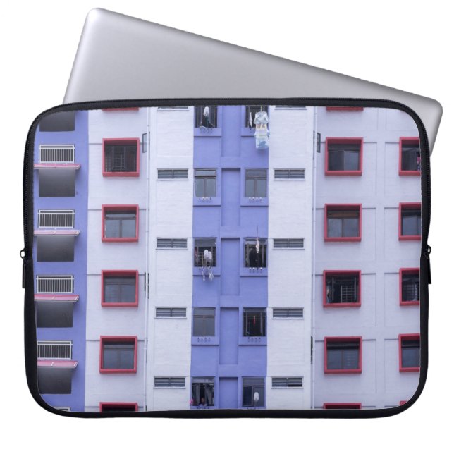 Blauw en wit hoogstijgend gebouw laptop sleeve (Voorkant)