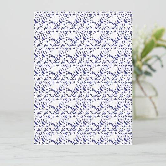 Blauw en wit inpakpapier met een afbeelding kaart (Staand voorkant)