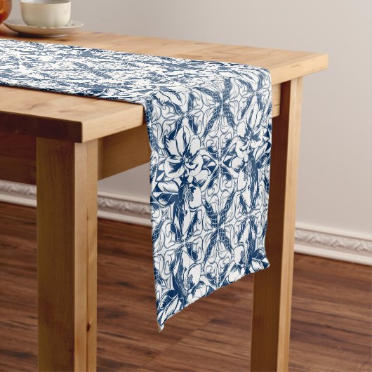 Blauw en Wit Magnolia Tafelloper (Voorbeeld)