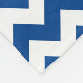 Blauw en wit monogram Chevron Geometric Pattern Fleece Deken (Hoek)