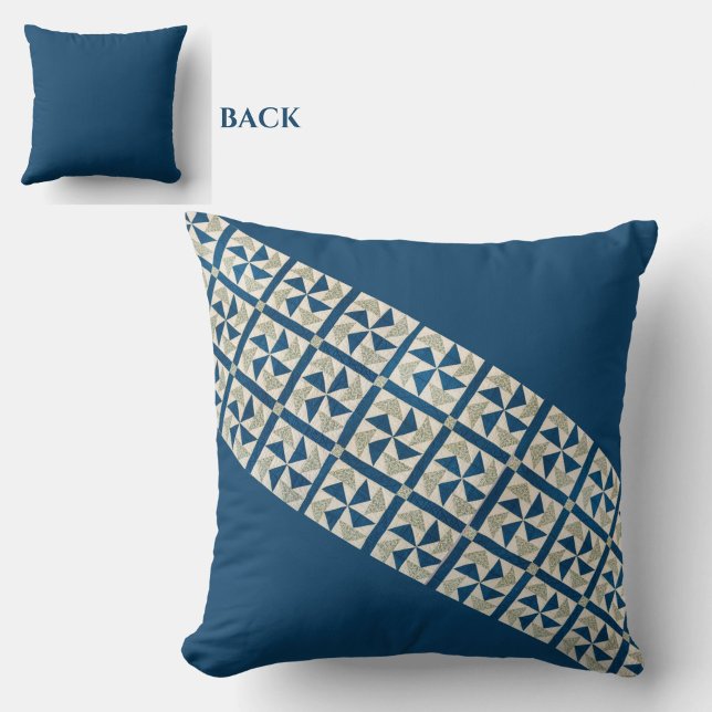 Blauw en Wit  Patchwork Quiltpatroon Kussen (Add style to your space with this beautiful slate blue and white pinwheel quilt pattern pillow.)