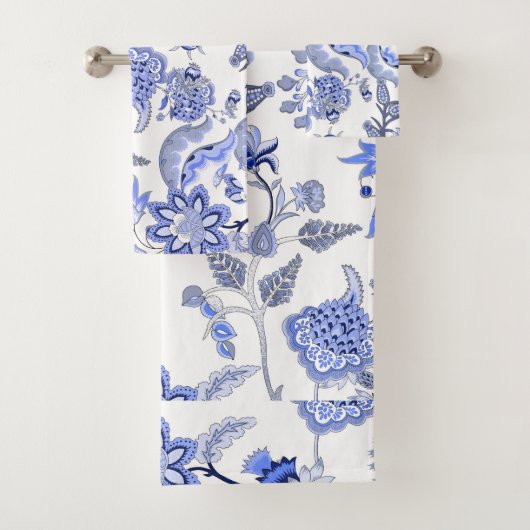 Blauw en wit Romantic Chintz Floral Bad Handdoek (Insitu)