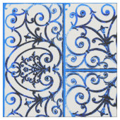Blauw en wit scrollwork patroon stof (Close Up)