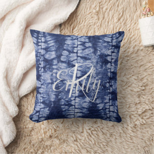 Blauw en wit Shibori laat de naam Tie Dye Monogram Kussen