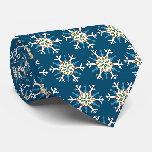 Blauw en wit Snowflake Mandala met goud en groen Stropdas (Opgerold)