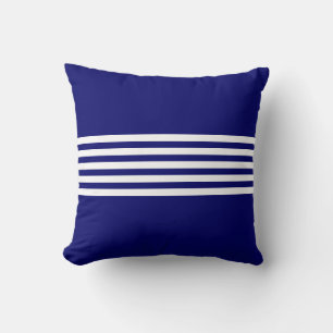 Blauw en witte strepen op een marineblauwe sierkus kussen