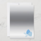 Blauw en Zilveren Denneappel Kerst Uitnodiging (Achterkant)