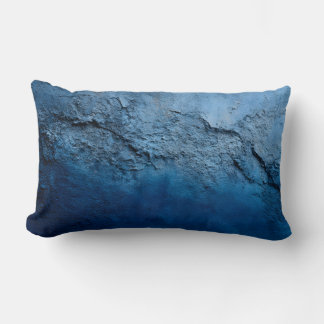 Blauw geschilderde muur kussen