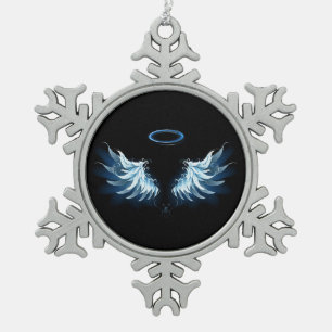 Blauw glanzende engelenvleugels op zwarte achtergr tin sneeuwvlok ornament
