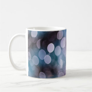 Blauw grijs bokeh, abstracte achtergrond. koffiemok