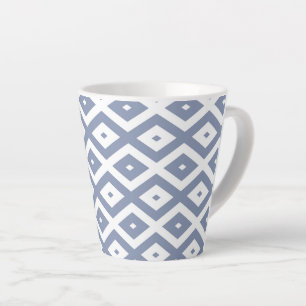 Blauw grijs en wit diamantpatroon latte mok