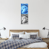 Blauw Grijs Vrijheidsbeeld Verpakt Canvas Afdruk (Insitu (Slaapkamer))