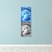 Blauw Grijs Vrijheidsbeeld Verpakt Canvas Afdruk (Insitu (Houten vloer))