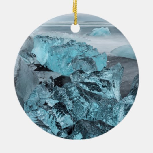 Blauw ijs op strandkaap, IJsland Keramisch Ornament (Achterkant)