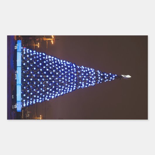 Blauw licht kerstboom rechthoekige sticker (Voorkant)