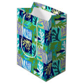 Blauw Matisse papier uitsparingen geïnspireerd oce Medium Cadeauzakje (Voorkant Gekanteld)