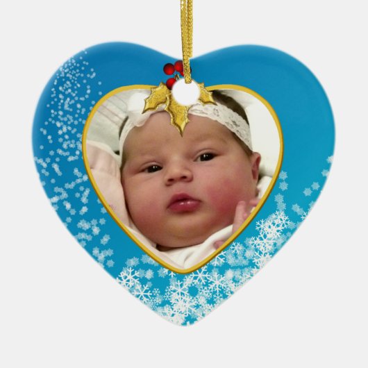 Blauw met sneeuwbaby's eerste kersthart keramisch ornament (Voorkant)