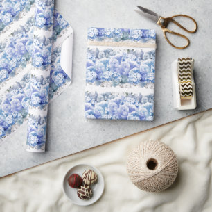 Blauw monochrome bloemen inpakpapier