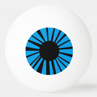 Blauw oog met zwarte bladzijde op witte eyeball pingpongballen