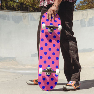 Blauw op roze stippen Patroonontwerp Skateboard
